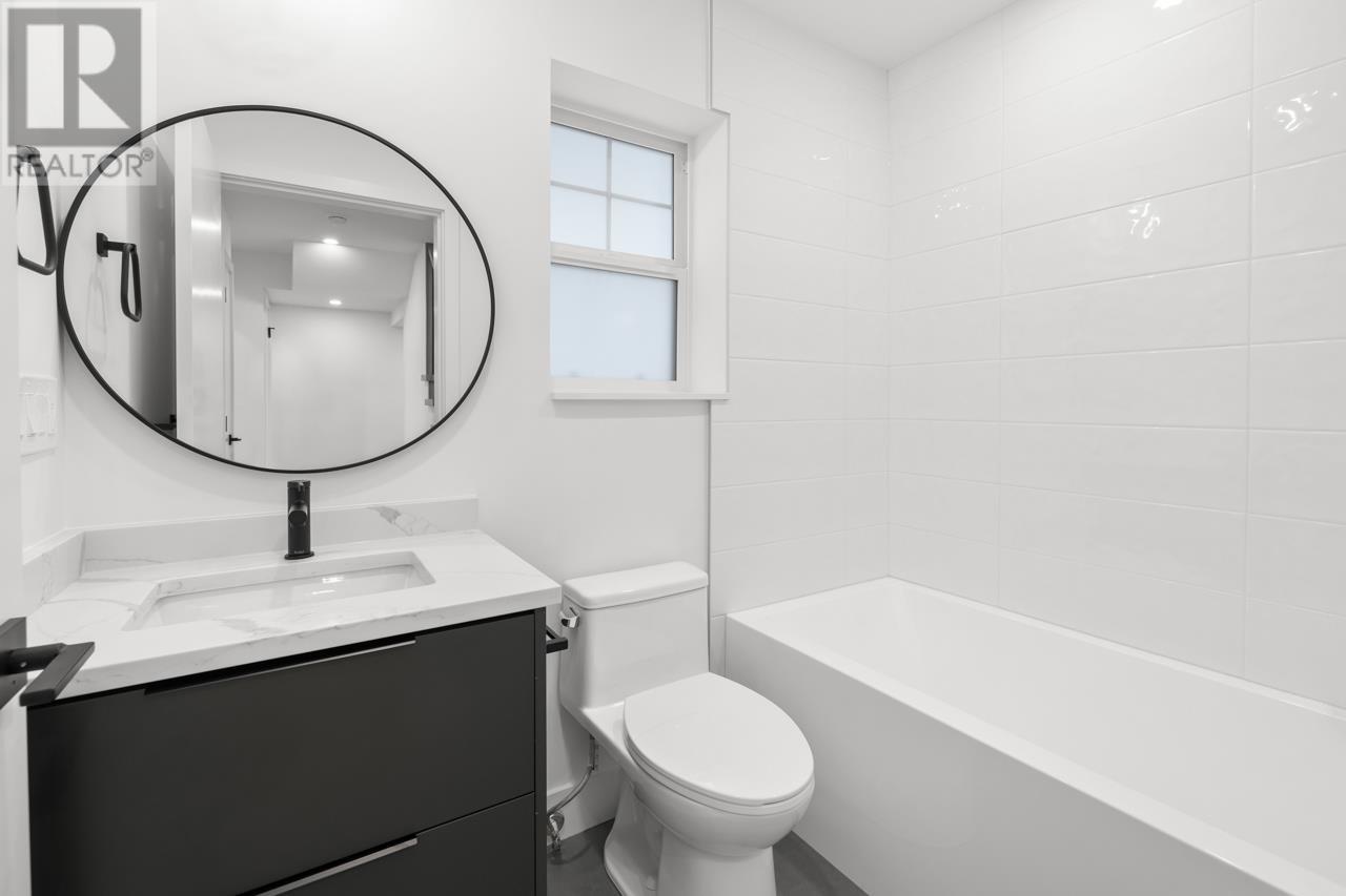 Listing Picture 19 of 34 : 2 529 E 51ST AVENUE, Vancouver / 溫哥華 - 魯藝地產 Yvonne Lu Group - MLS Medallion Club Member