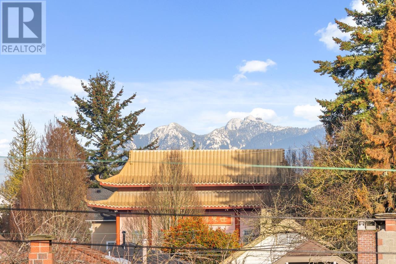 Listing Picture 27 of 34 : 2 529 E 51ST AVENUE, Vancouver / 溫哥華 - 魯藝地產 Yvonne Lu Group - MLS Medallion Club Member