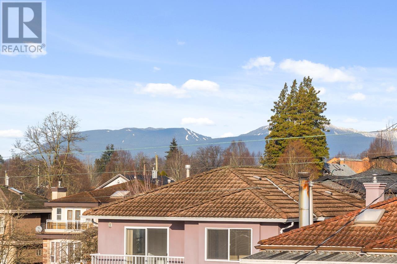 Listing Picture 28 of 34 : 2 529 E 51ST AVENUE, Vancouver / 溫哥華 - 魯藝地產 Yvonne Lu Group - MLS Medallion Club Member