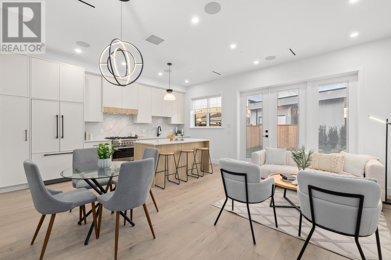 Listing Picture 3 of 34 : 2 529 E 51ST AVENUE, Vancouver / 溫哥華 - 魯藝地產 Yvonne Lu Group - MLS Medallion Club Member