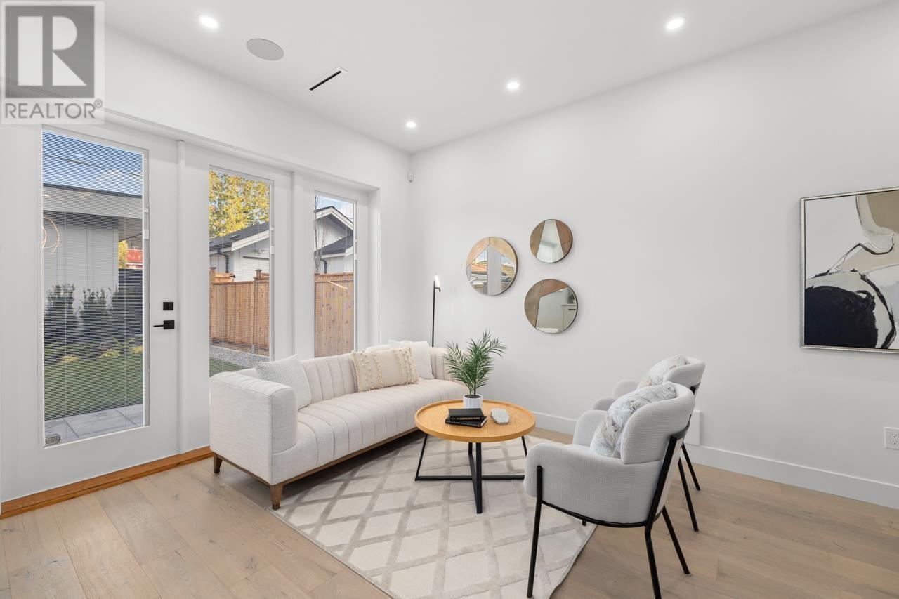 Listing Picture 4 of 34 : 2 529 E 51ST AVENUE, Vancouver / 溫哥華 - 魯藝地產 Yvonne Lu Group - MLS Medallion Club Member