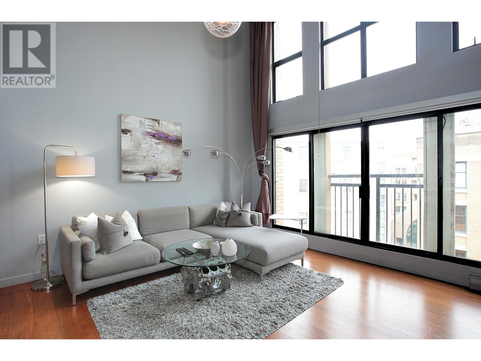 Listing Picture 8 of 36 : 511 22 E CORDOVA STREET, Vancouver / 溫哥華 - 魯藝地產 Yvonne Lu Group - MLS Medallion Club Member