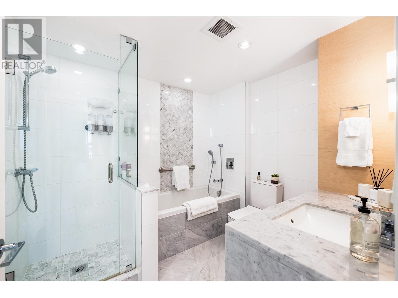 Listing Picture 21 of 29 : 607 508 W 29TH AVENUE, Vancouver / 溫哥華 - 魯藝地產 Yvonne Lu Group - MLS Medallion Club Member