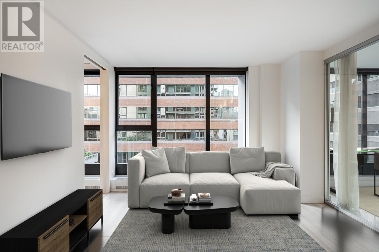 Listing Picture 9 of 39 : 606 1133 HORNBY STREET, Vancouver / 溫哥華 - 魯藝地產 Yvonne Lu Group - MLS Medallion Club Member