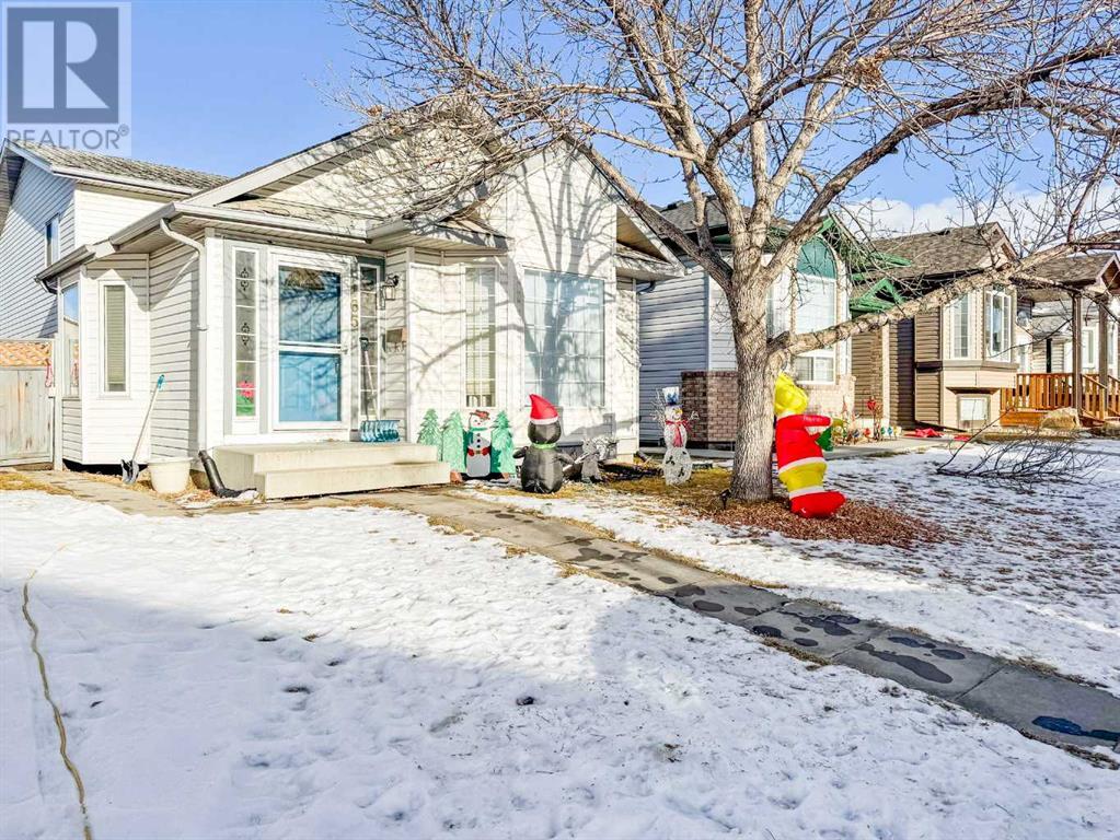 165 Harvest Rose Circle Ne, Calgary, Alberta  T3K 4M6 - Photo 2 - A2186306