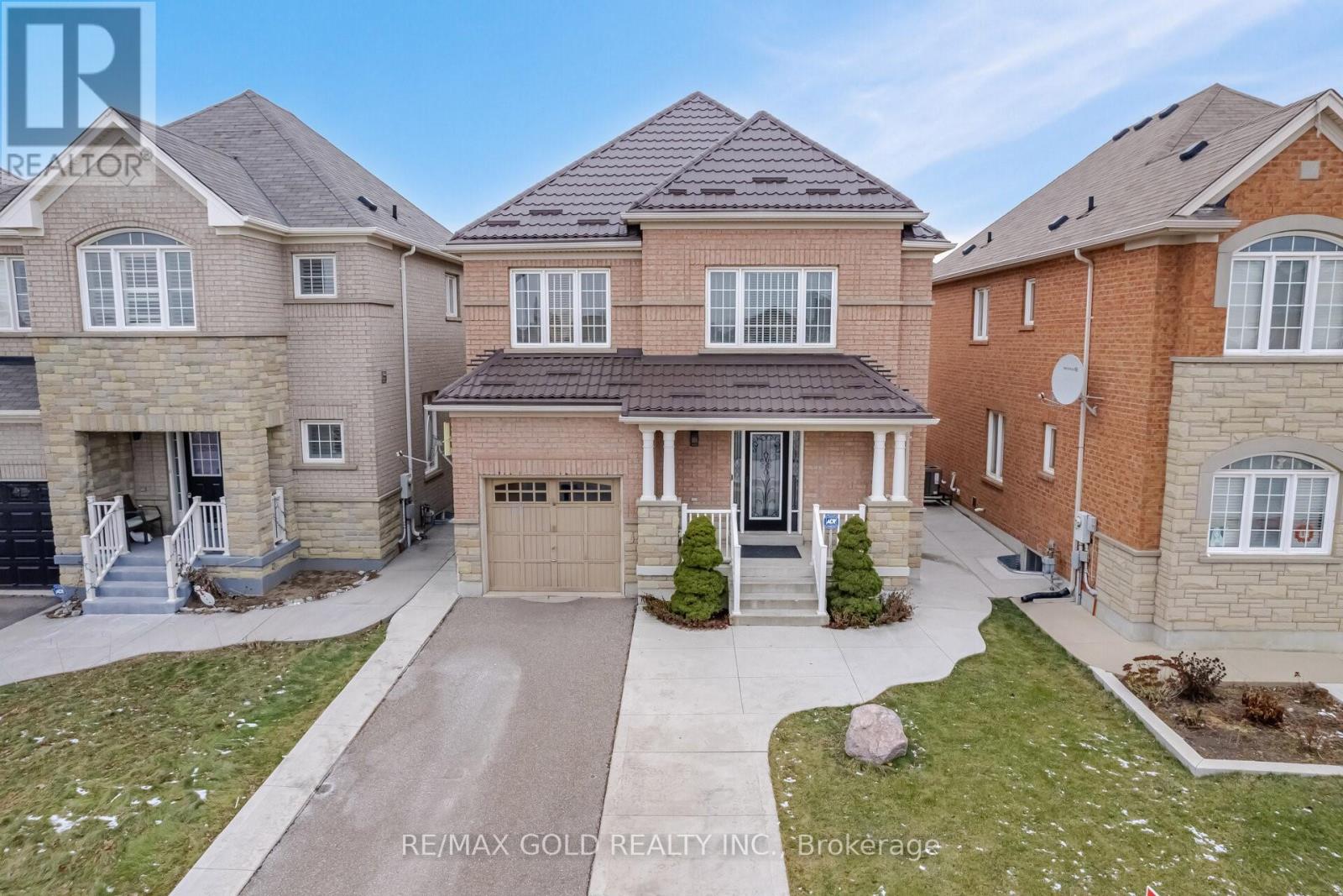 6 LIGHTCATCHER CIRCLE, Brampton, Ontario