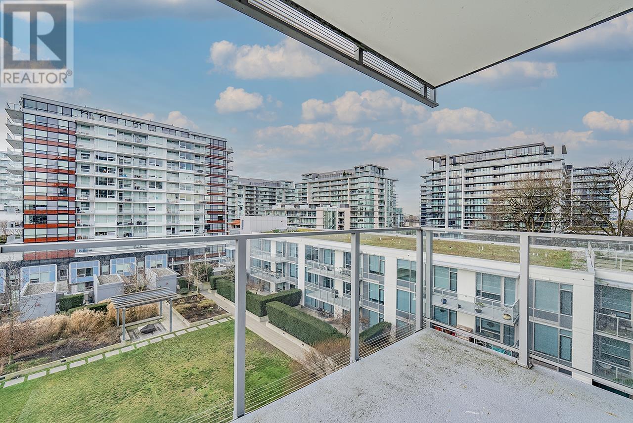 Listing Picture 18 of 36 : 802 5233 GILBERT ROAD, Richmond / 烈治文 - 魯藝地產 Yvonne Lu Group - MLS Medallion Club Member