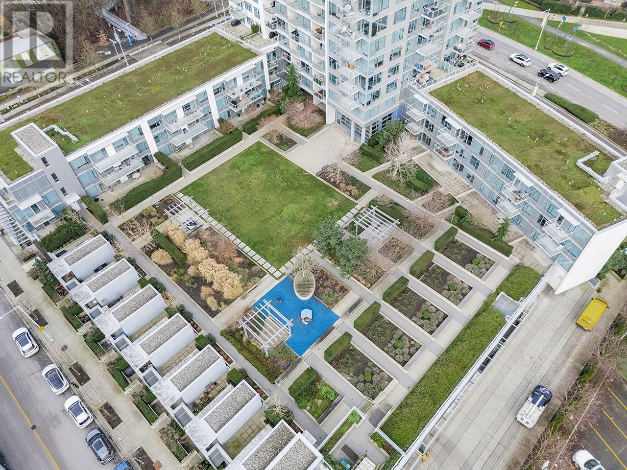 Listing Picture 23 of 36 : 802 5233 GILBERT ROAD, Richmond / 烈治文 - 魯藝地產 Yvonne Lu Group - MLS Medallion Club Member