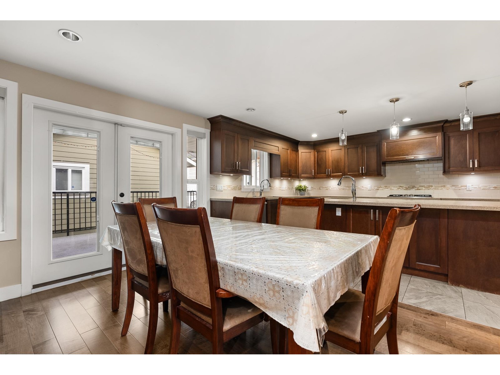 6713 140 Street, Surrey, British Columbia  V3W 5J3 - Photo 8 - R2953694