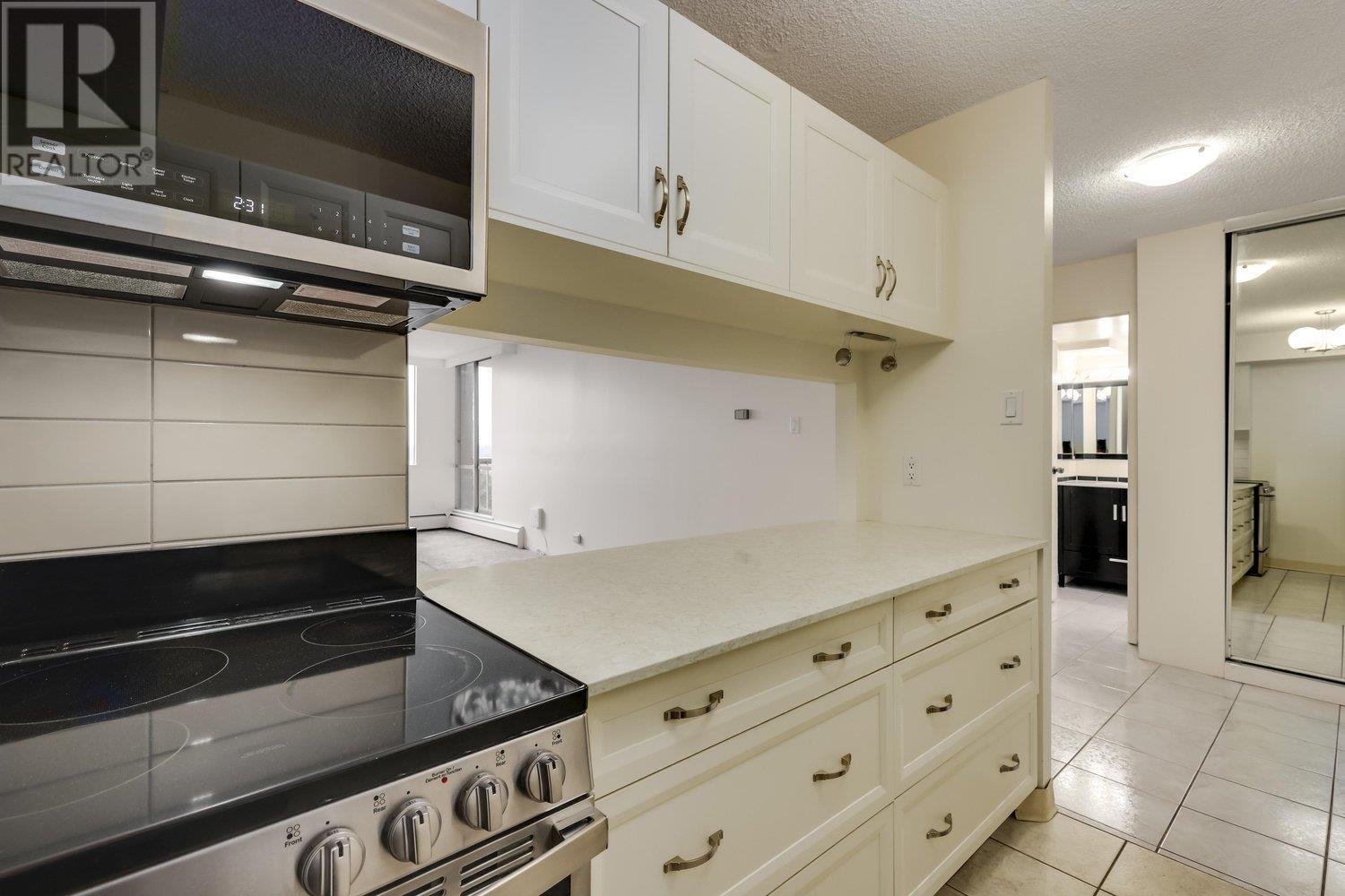 1310 2012 Fullerton Avenue, North Vancouver, British Columbia V7P 3E3 - Photo 11 - R2955113