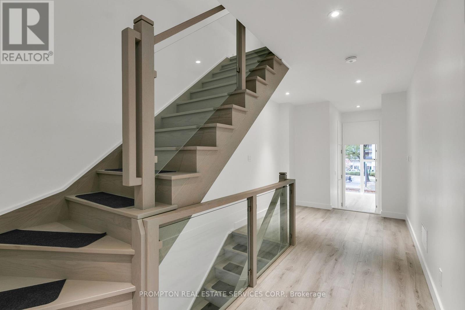 11 Gloucester Street, Toronto, Ontario  M4Y 1L8 - Photo 16 - C11919127