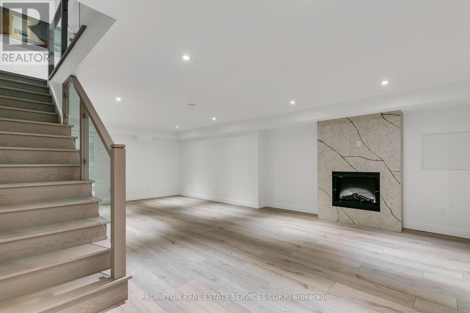 11 Gloucester Street, Toronto, Ontario  M4Y 1L8 - Photo 34 - C11919127