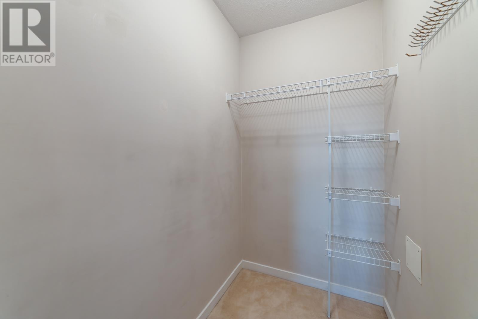 Listing Picture 14 of 30 : 319 4788 BRENTWOOD DRIVE, Burnaby / 本拿比 - 魯藝地產 Yvonne Lu Group - MLS Medallion Club Member