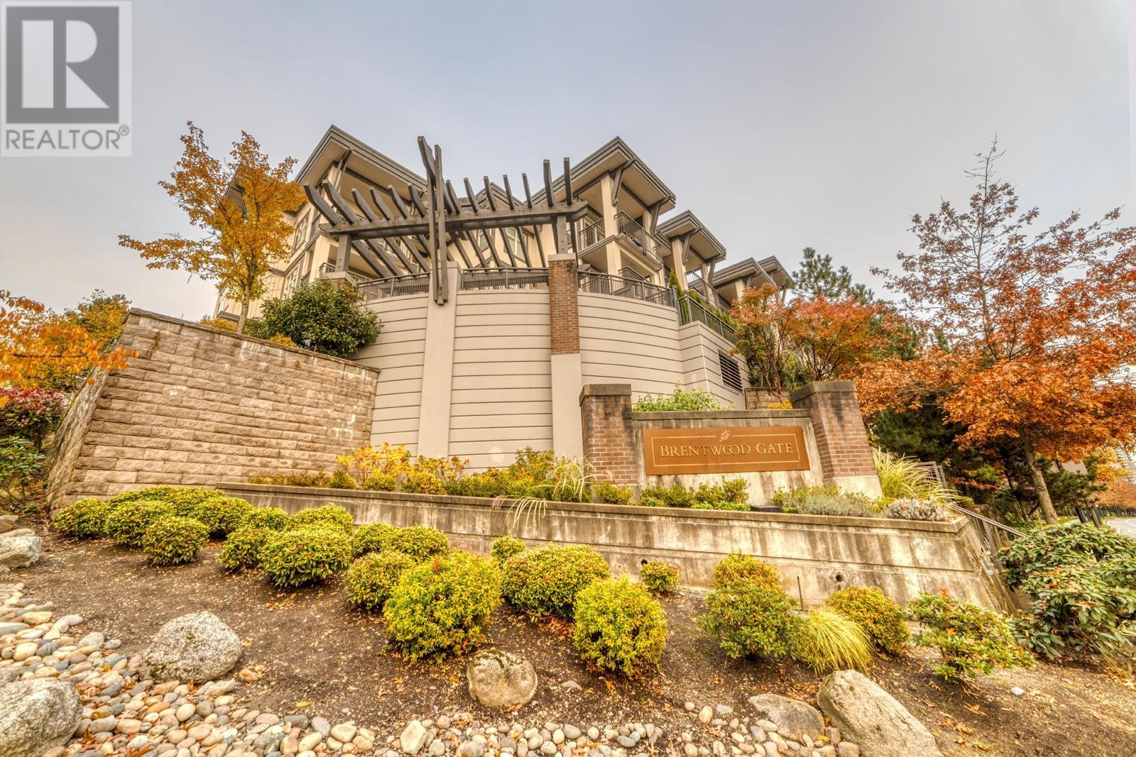 Listing Picture 29 of 30 : 319 4788 BRENTWOOD DRIVE, Burnaby / 本拿比 - 魯藝地產 Yvonne Lu Group - MLS Medallion Club Member