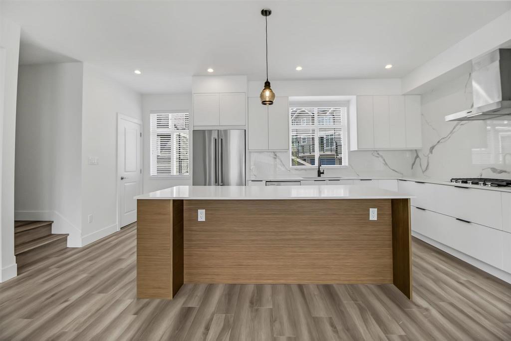 Property at 34 10488 124 STREET image 3