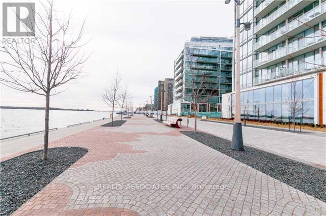 725 - 29 Queens Quay E, Toronto, Ontario  M5E 0A4 - Photo 15 - C11919250