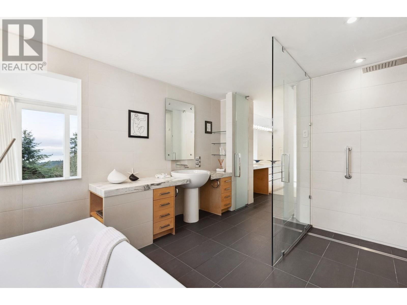 4655 Woodgreen Drive, West Vancouver, British Columbia  V7S 2V4 - Photo 29 - R2954807