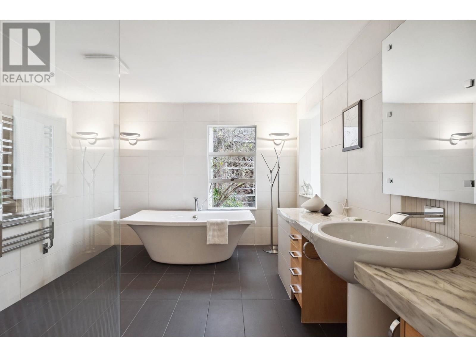 4655 Woodgreen Drive, West Vancouver, British Columbia  V7S 2V4 - Photo 28 - R2954807