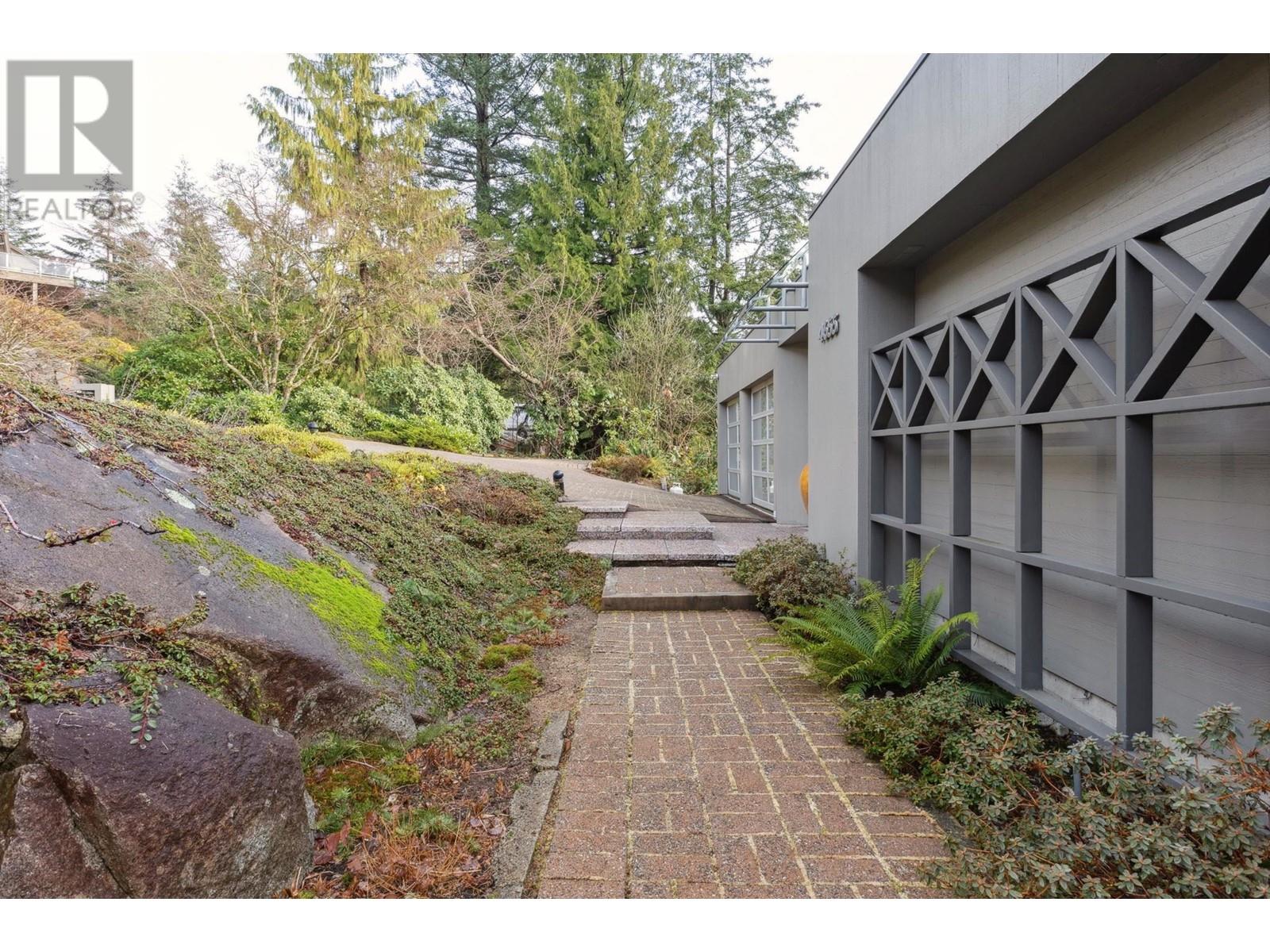 4655 Woodgreen Drive, West Vancouver, British Columbia  V7S 2V4 - Photo 38 - R2954807