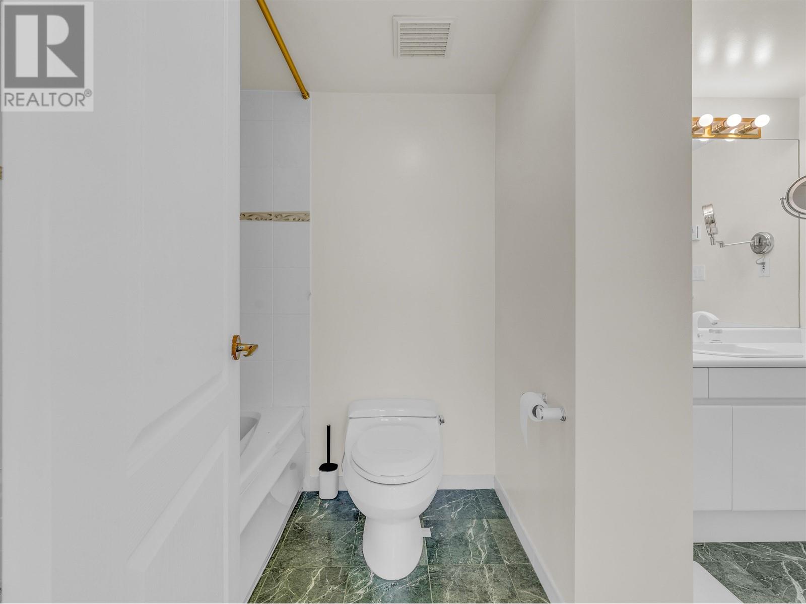 1704 1327 E Keith Road, North Vancouver, British Columbia V7J 3T5 - Photo 18 - R2954946