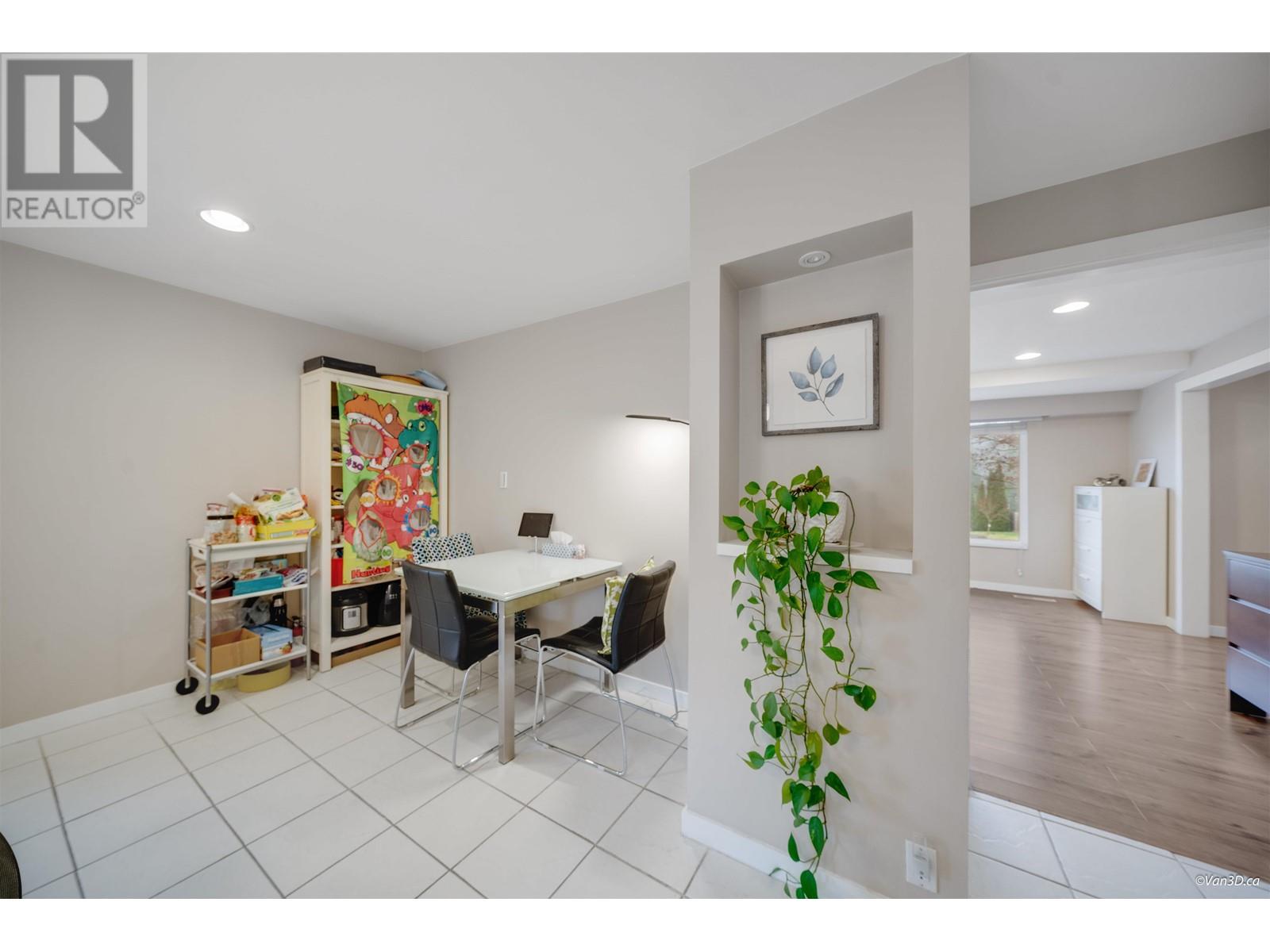5720 Curtis Street, Burnaby, British Columbia  V5B 2A2 - Photo 13 - R2953979