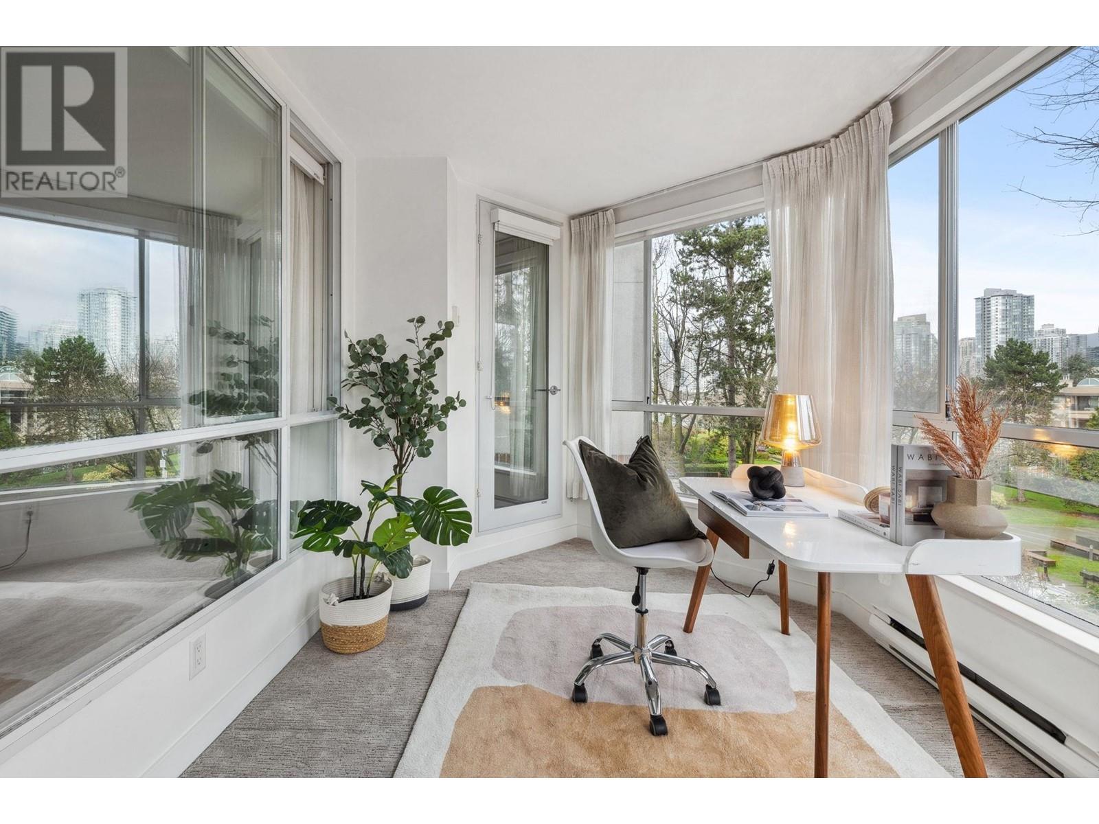 Listing Picture 24 of 37 : 406 518 MOBERLY ROAD, Vancouver / 溫哥華 - 魯藝地產 Yvonne Lu Group - MLS Medallion Club Member