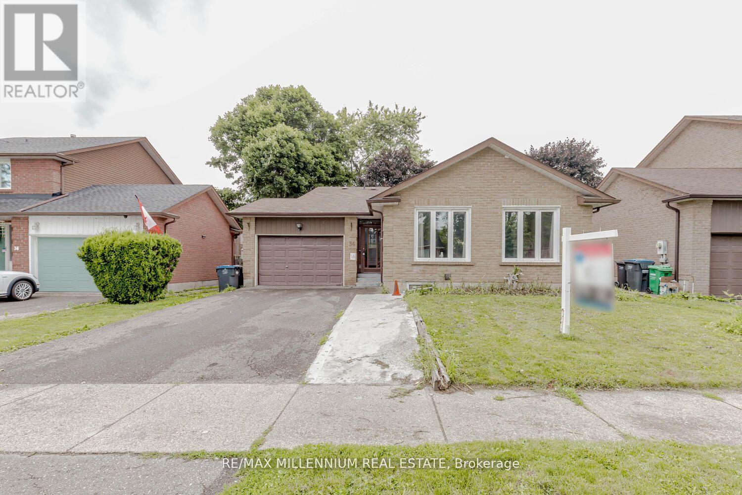 34 ARCHIBALD STREET, Brampton, Ontario