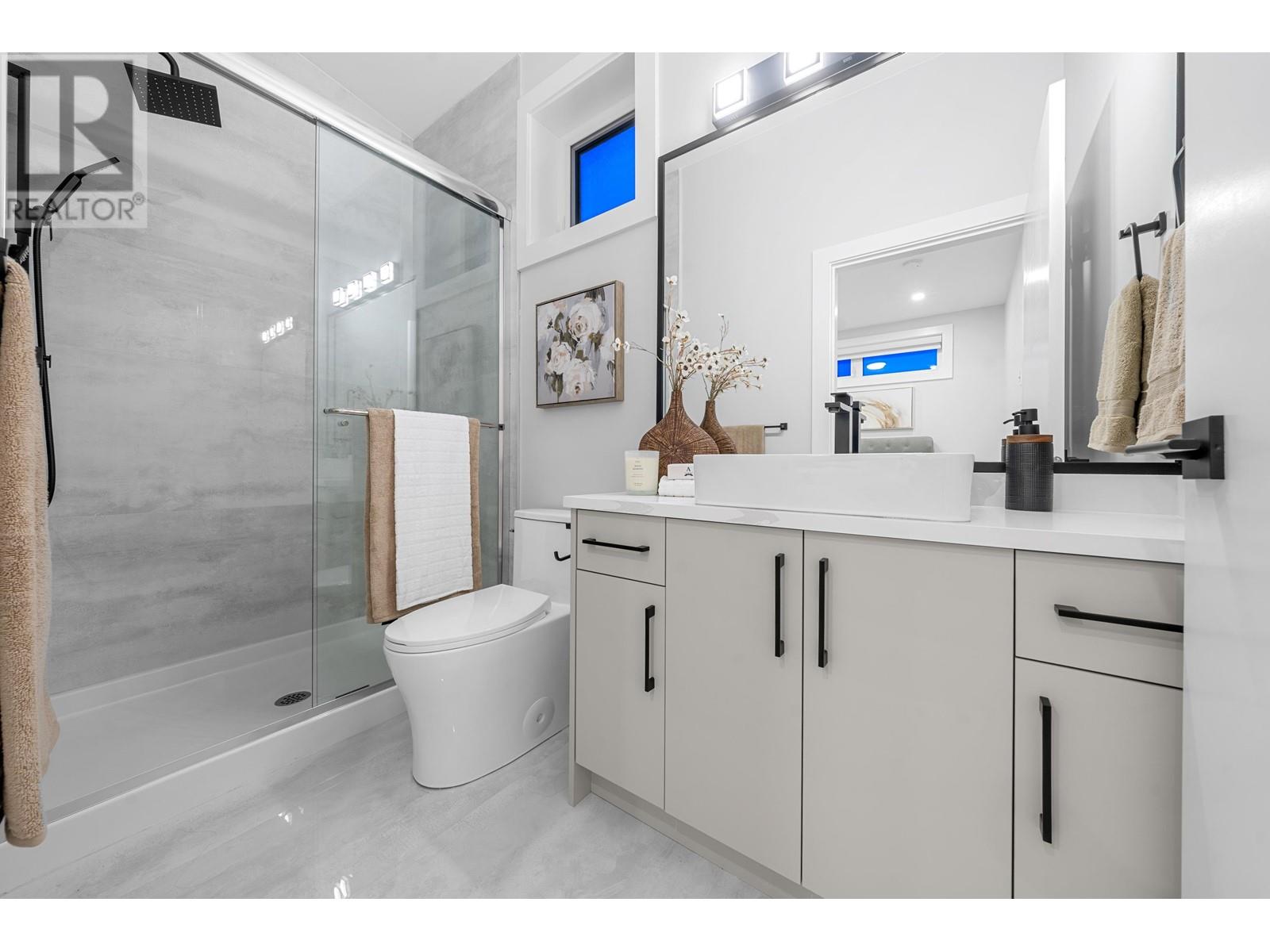 2 4178 Slocan Street, Vancouver, British Columbia  V5R 1Z3 - Photo 31 - R2951064
