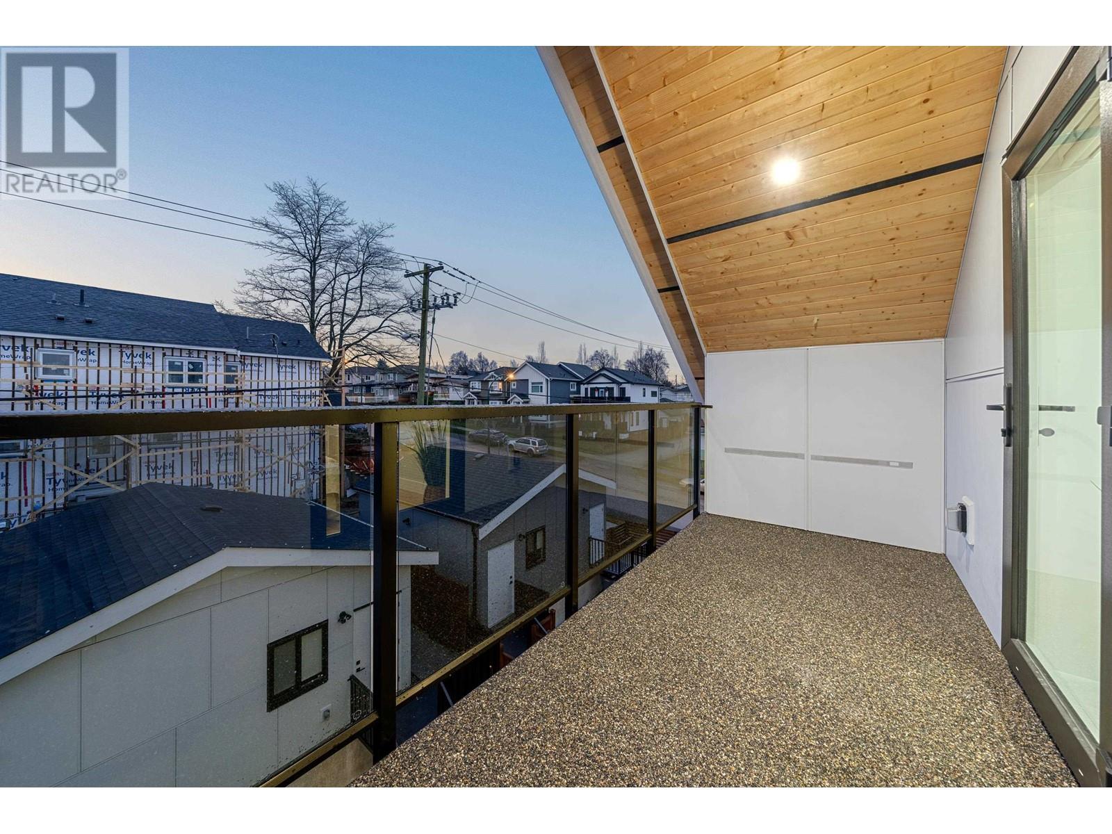 2 4178 Slocan Street, Vancouver, British Columbia  V5R 1Z3 - Photo 33 - R2951064