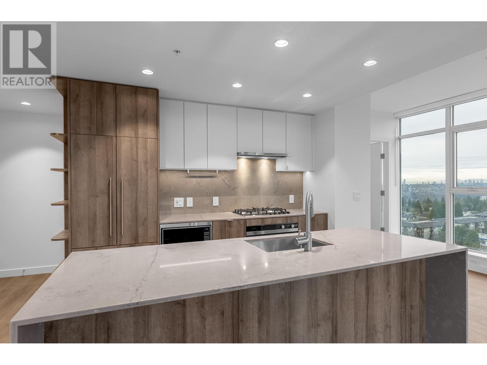 Property at 1106 505 NELSON STREET image 2