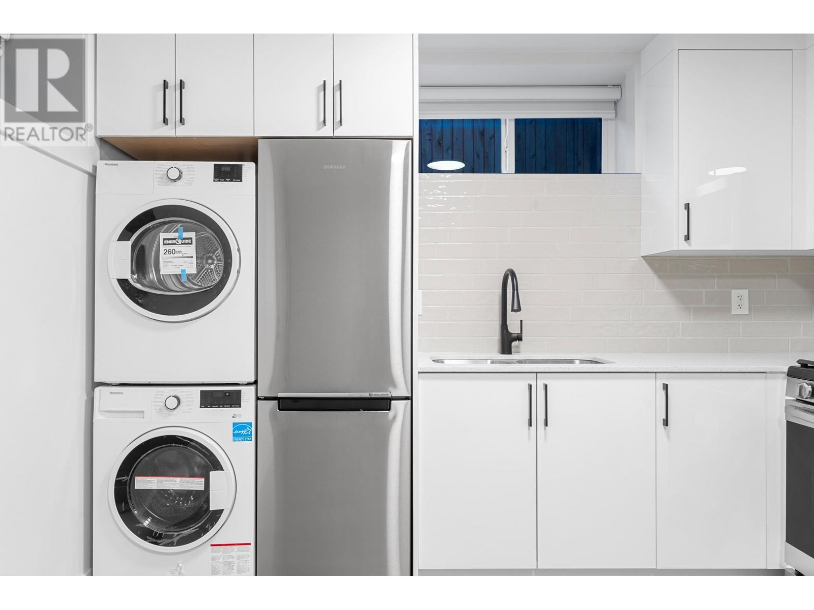 Listing Picture 29 of 40 : 1810 E 55TH AVENUE, Vancouver / 溫哥華 - 魯藝地產 Yvonne Lu Group - MLS Medallion Club Member