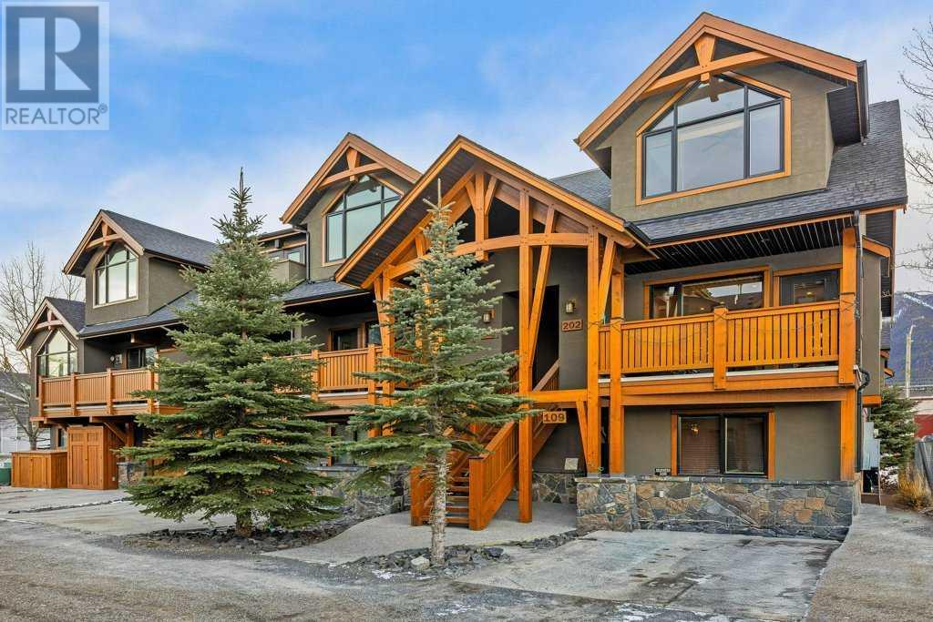 202, 702 4th Street, Canmore, Alberta