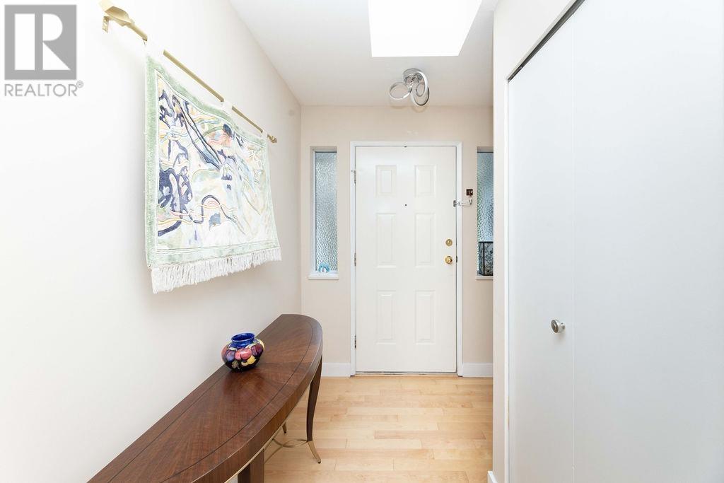 7639 Eureka Avenue, Halfmoon Bay, British Columbia  V7Z 1A1 - Photo 19 - R2953581