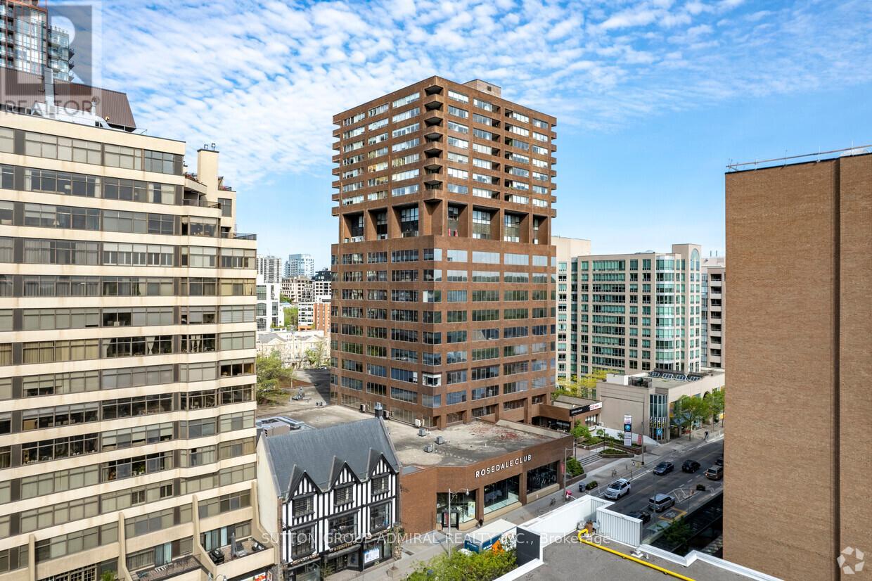 804 - 920 YONGE STREET, Toronto, Ontario