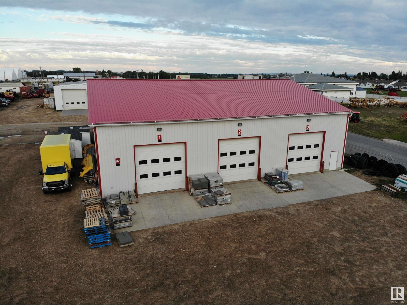 6102 & 6104 47 Street, Barrhead, Alberta  T7N 1A3 - Photo 2 - E4417759