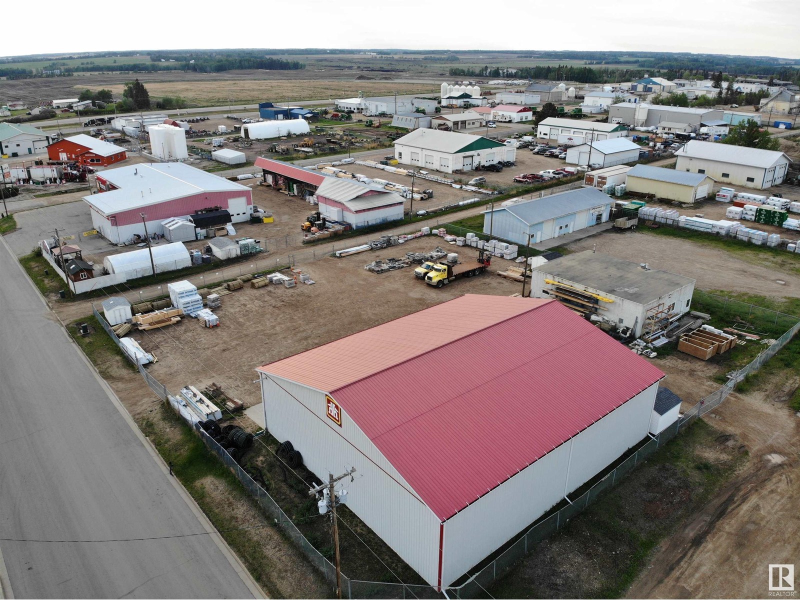 6102 & 6104 47 Street, Barrhead, Alberta  T7N 1A3 - Photo 6 - E4417759