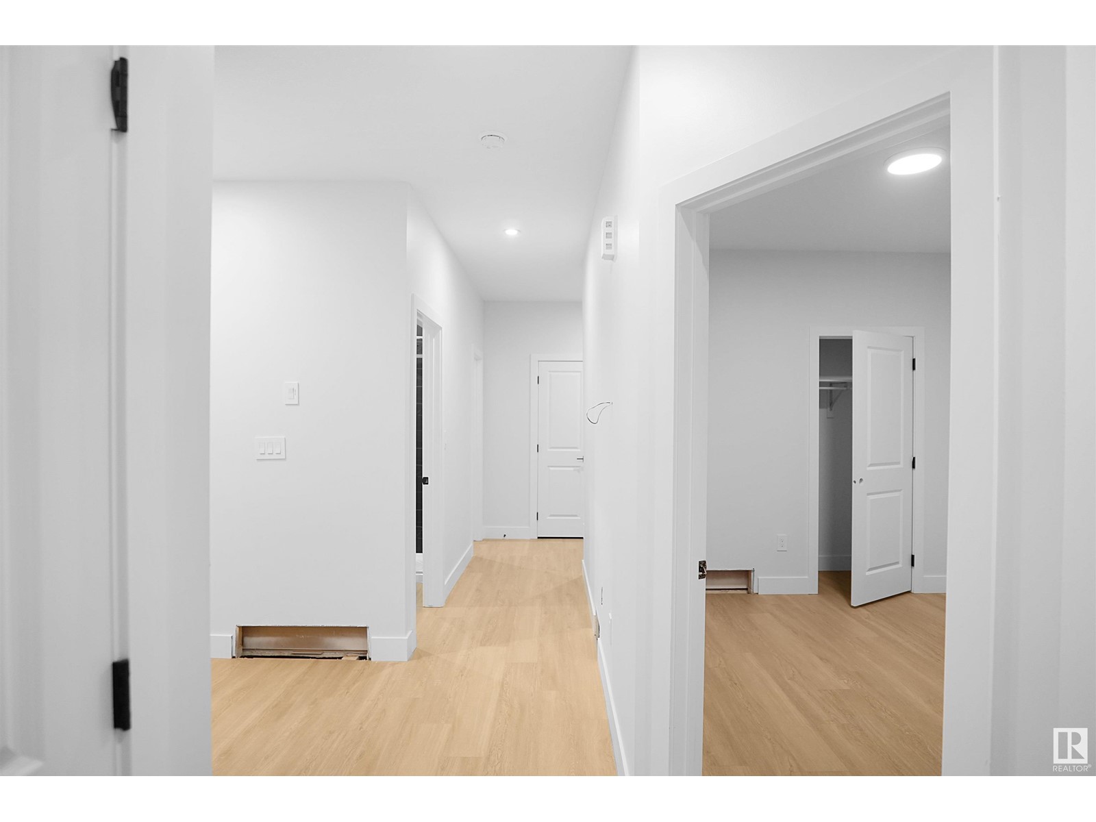 Property at 10 TENUTO LINK image 3