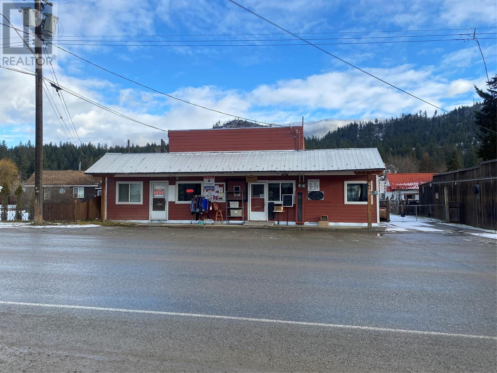 4646 Barriere Town Road, Barriere, British Columbia  V0E 1E0 - Photo 2 - 10331439