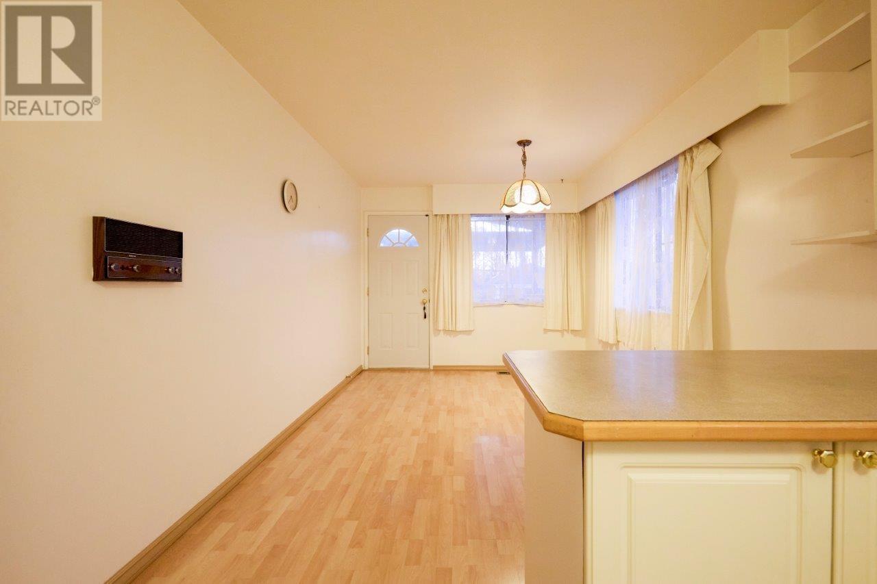 5773 Rhodes Street, Vancouver, British Columbia  V5R 3P3 - Photo 7 - R2954028