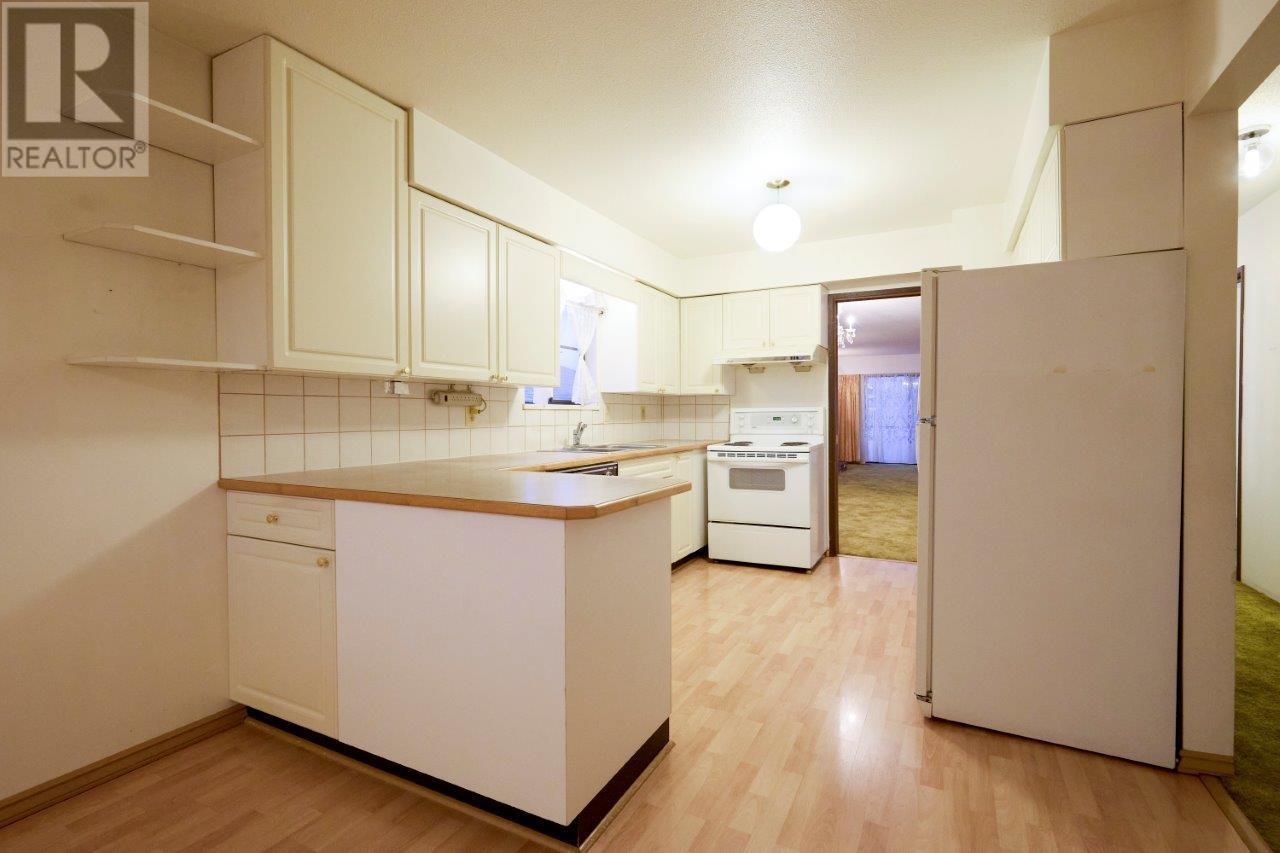 5773 Rhodes Street, Vancouver, British Columbia  V5R 3P3 - Photo 9 - R2954028