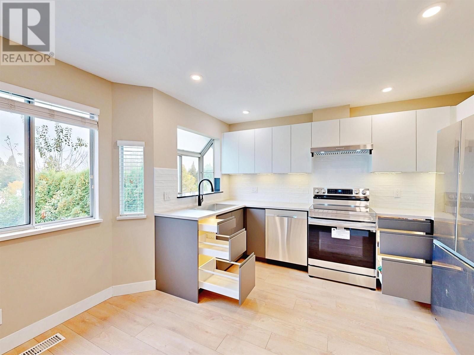 1293 Jordan Street, Coquitlam, British Columbia  V3B 6P1 - Photo 10 - R2952358