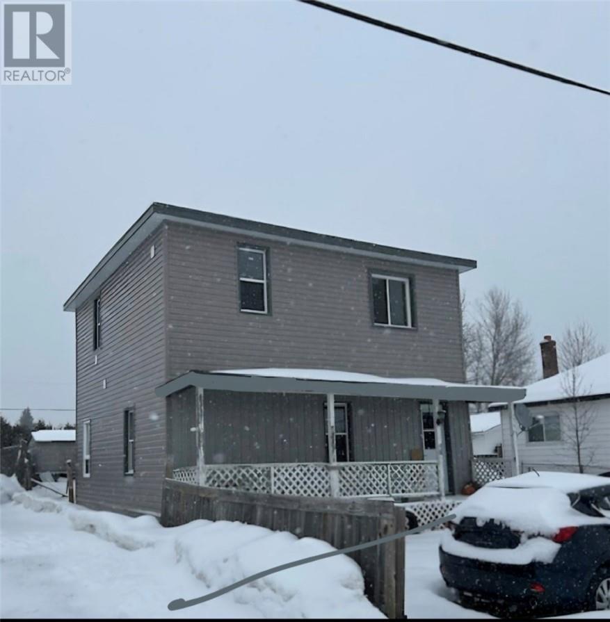 104 Allan, Greater Sudbury, Ontario  P0M 1M0 - Photo 2 - 2120324