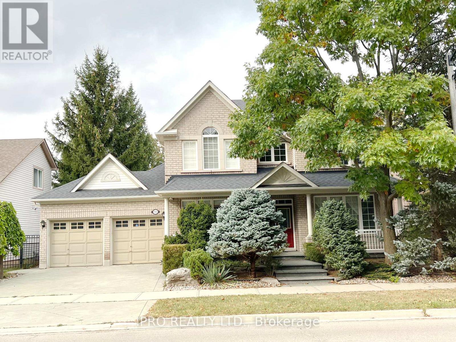 2167 BLOOMFIELD DRIVE, Oakville, Ontario