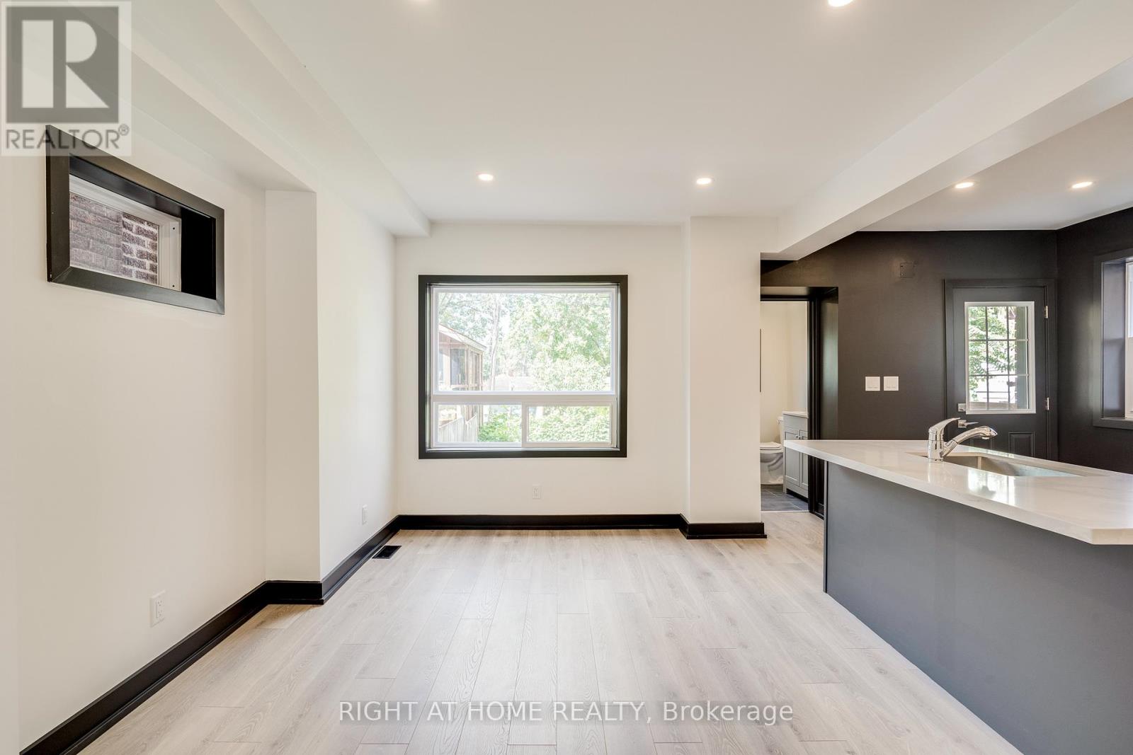 Property at 183 MAPLEWOOD AVENUE image 4