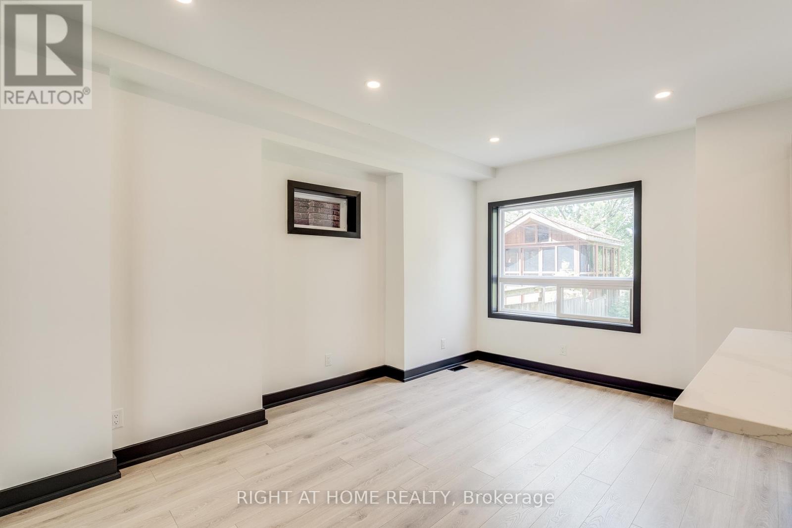 Property at 183 MAPLEWOOD AVENUE image 5