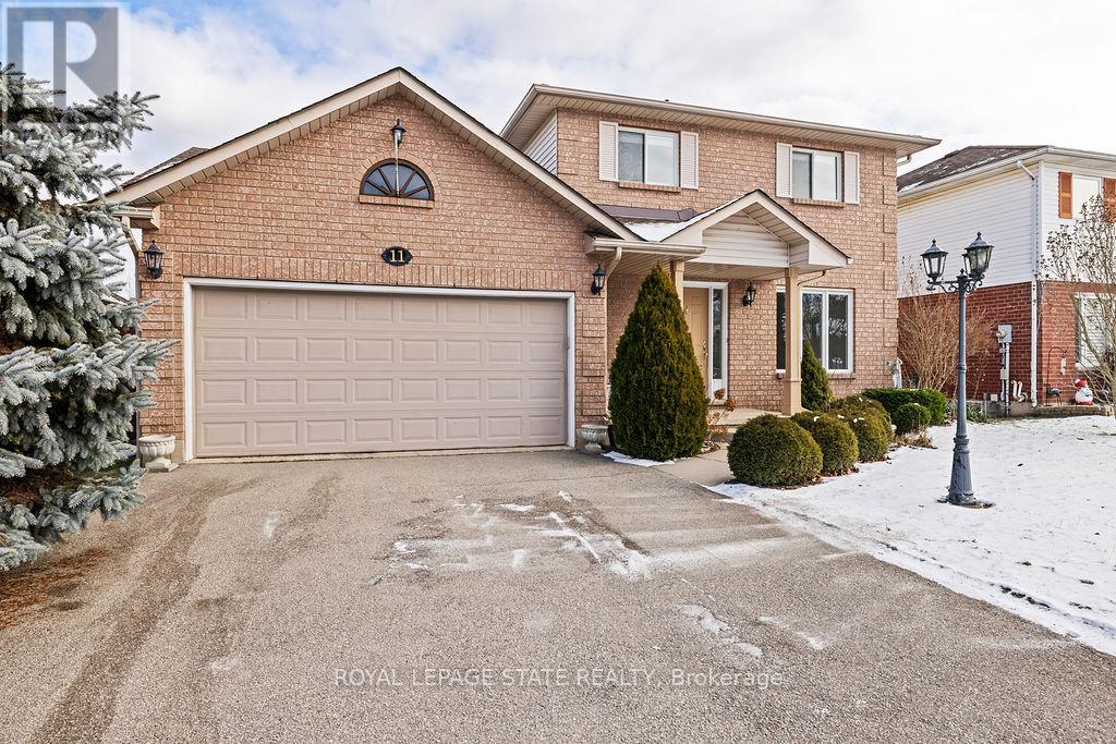 11 NEWCOMBE ROAD, hamilton (dundas), Ontario