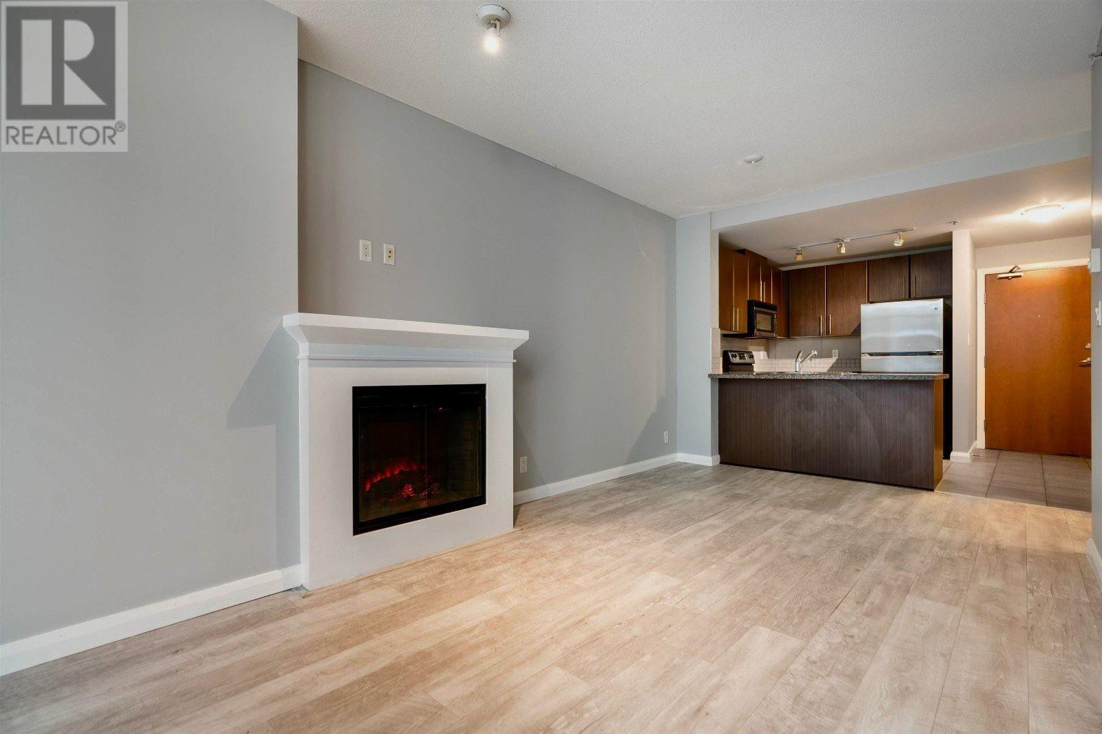 2210 892 Carnarvon Street, New Westminster, British Columbia V3M 0C5 - Photo 2 - R2945396