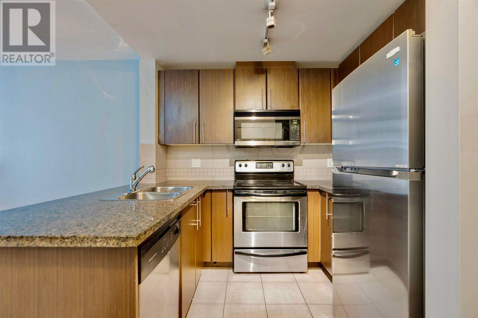 2210 892 Carnarvon Street, New Westminster, British Columbia V3M 0C5 - Photo 9 - R2945396