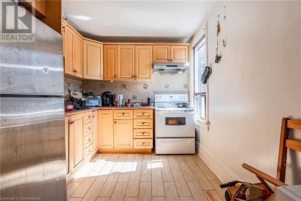 Property at 55 CANNON Street W image 4