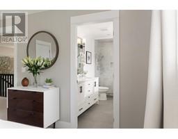 920 MONTROYAL BOULEVARD